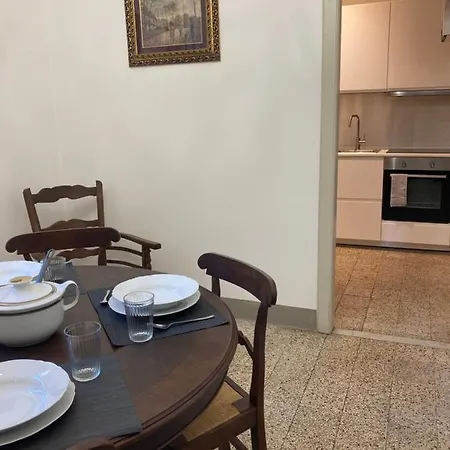 La Cattedrale Dalla Finestra *