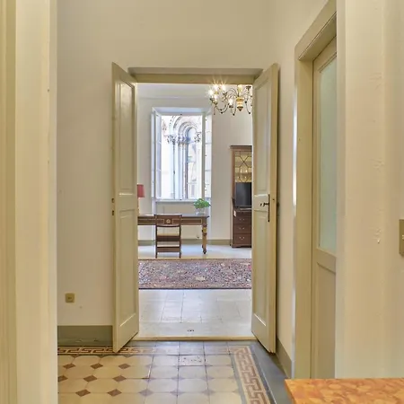 Apartment La Cattedrale Dalla Finestra *