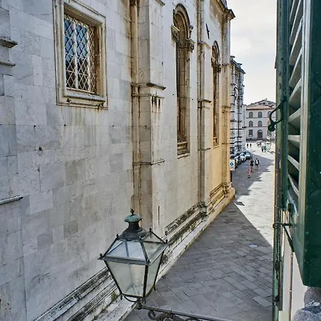 Apartment La Cattedrale Dalla Finestra