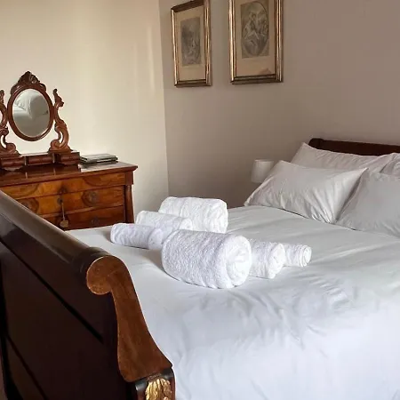 La Cattedrale Dalla Finestra Lucca