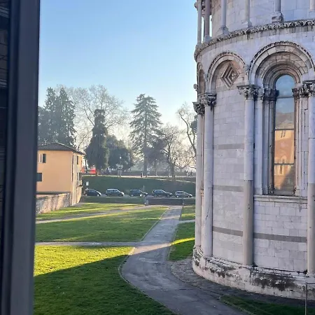 La Cattedrale Dalla Finestra * Lucca